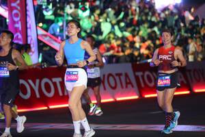 BIB: 0323, 4985
                            <button type="button" onclick="openModal(23203696)" class="btn btn-primary btn-sm float-right btn-popup" data-toggle="modal" data-target=".modal-high-quality">
                        <i class="fas fa-shopping-cart"></i> Add to Cart
                    </button>
                                            <button type="button" onclick="isThisMe(23203696, true)" class="btn btn-success btn-sm float-right btn-popup btn-isme hidden" data-toggle="tooltip" data-placement="bottom" title="นี่คือรูปของคุณใช่ไหม คลิกที่นี่เพื่อเอาเข้าอัลบั้ม">
                        <i class="fas fa-plus"></i> Add to album
                    </button>
                    <button type="button" onclick="isThisMe(23203696, false)" class="btn btn-warning btn-sm float-right btn-popup btn-isnotme hidden">
                        <i class="fas fa-ban"></i> Remove from album
                    </button>